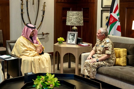 His Majesty King Abdullah receives Saudi Defence Minister Prince Khalid bin Salman bin Abdulaziz, and discusses regional developments and issues of mutual concern  (Photo courtesy of Royal Court)