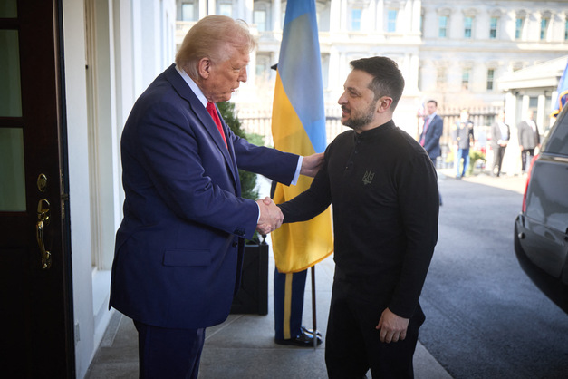 This handout photograph taken and released by Ukrainian Presidential Press-Service shows US President Donald Trump (L) welcoming Ukraine's President Volodymyr Zelensky to the White House in Washington, DC, prior their talks on February 28, 2025 (AFP photo)