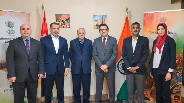 Chairman of the Jordanian Businessmen Association Hamdi Tabbaa highlights the investment opportunities in sectors such as ICT, artificial intelligence, energy, transportation and tourism (Petra photo)