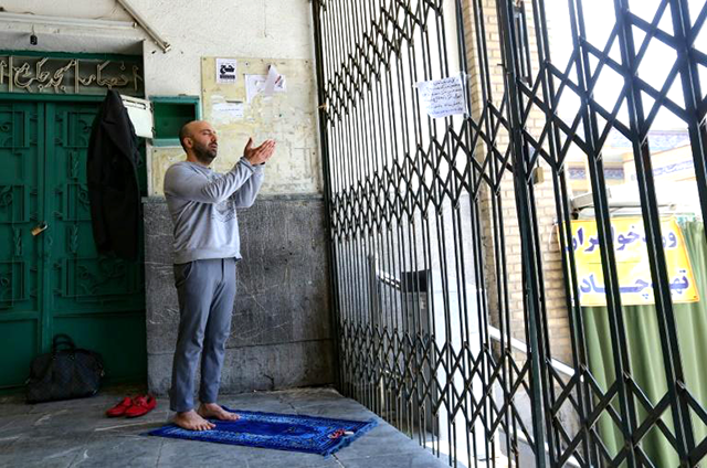 Iran shut down its mosques in early March in the face of the region's deadliest novelcoronavirus outbreak (AFP photo)