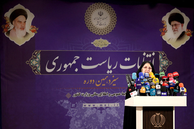Zahra Shojaei, an Iranian politician and former advisor on women's affairs under President Khatami, speaks to the media after registering her candidacy for Iran's presidential elections, at the interior ministry in capital Tehran, on Saturday, ahead of the presidential elections scheduled for June (AFP photo)