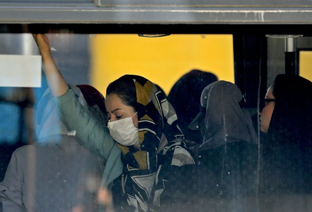 Iran has reported more than 100 new coronavirus deaths for each of the past seven days, helping push its overall toll past the 10,000 mark (AFP photo)