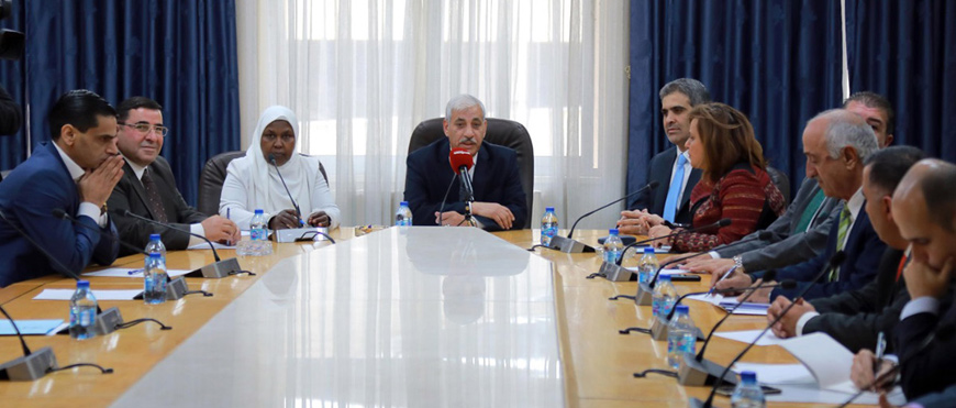 The Lower House's national guidance committee for media and culture holds a meeting on Sunday, calling for support for print media (Petra photo)