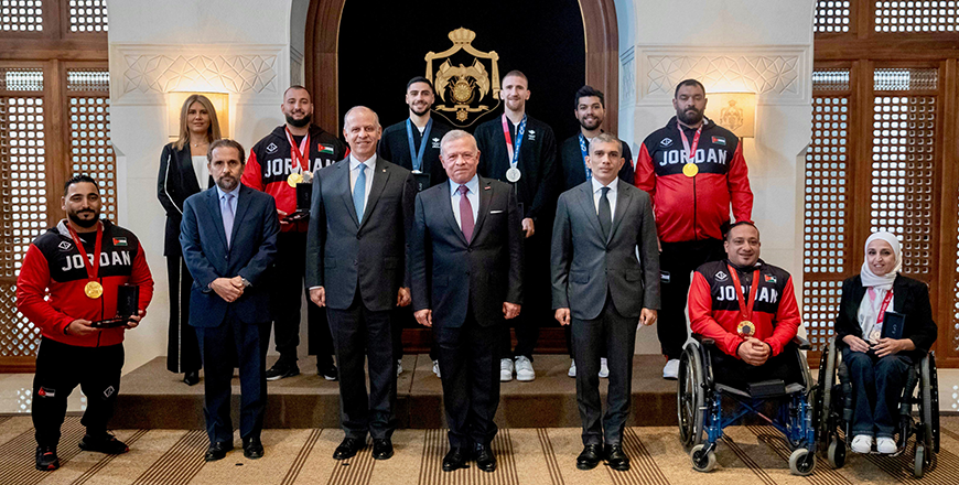 His Majesty King Abdullah receives Jordanian athletes who have won gold, silver, and bronze medals in the Olympic and Paralympic Games held in Paris 2024 and Tokyo 2020, at Al Husseiniya Palace, and bestows the Silver Jubilee Medal on them  (Photo courtesy of Royal Court)