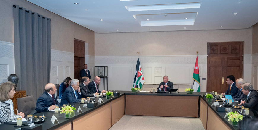 His Majesty King Abdullah on Monday meets with the Senate president, House speaker and members of the permanent offices of the Senate and the House of Representatives at Al Husseiniya Palace (Photo courtesy of Royal Court)