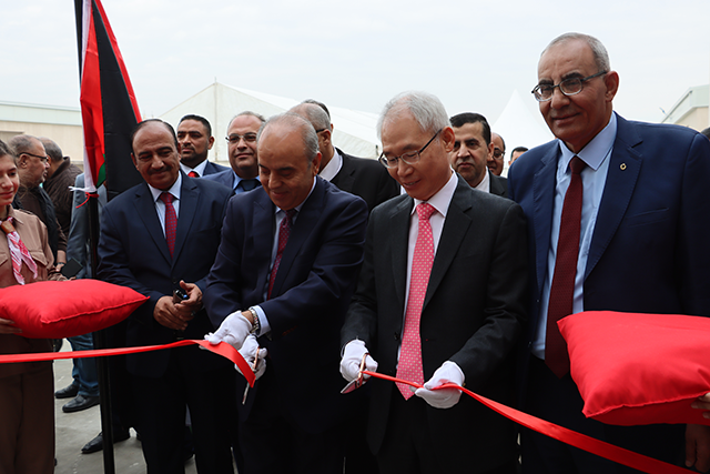 Minister of Education and Minister of Higher Education and Scientific Research Azmi Mahafzah, South Korea’s Ambassador to Jordan Lee Jae-Wan and officials during the inauguration of  the Jordan-Korea Industrial School in Zarqa on Tuesday (Photo courtesy of KOICA)