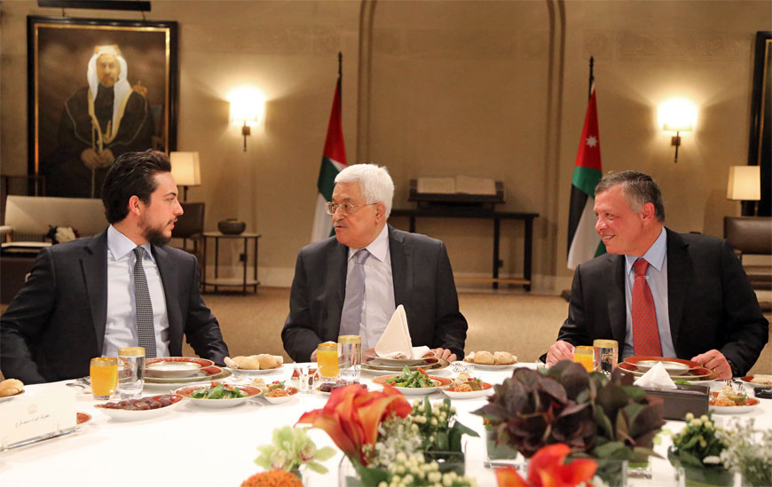 His Majesty King Abdullah holds a meeting with Palestinian President Mahmoud Abbas, attended by HRH Crown Prince Hussein, in Amman on Wednesday (Photo courtesy of Royal Court)