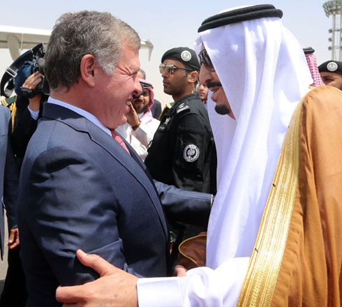 His Majesty King Abdullah is received by Saudi King Salman Bin Abdulaziz in Riyadh on Wednesday (Photos courtesy of Royal Court)
