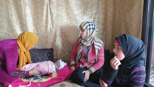 Nine out of ten Syrian refugees in Lebanon live in extreme poverty (AFP photo)
