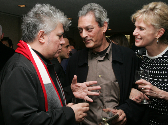 Honoree Pedro Almodovar chats with writer Paul Auster and wife at the ‘Viva Pedro!’ special event honouring director Pedro Almodovar during the 42nd New York Film Festival at Alice Tully Hall, Lincoln Centre October 7, 2004 in New York City (AFP photo)