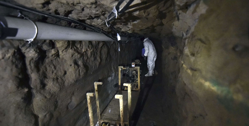 An investigator inspects the tools and equipment used to make the alleged tunnel through which Mexican drug lord Joaquin ‘El Chapo’ Guzman might have escaped from the Altiplano prison, in Almoloya de Juarez,on Wednesday (AFP photo)