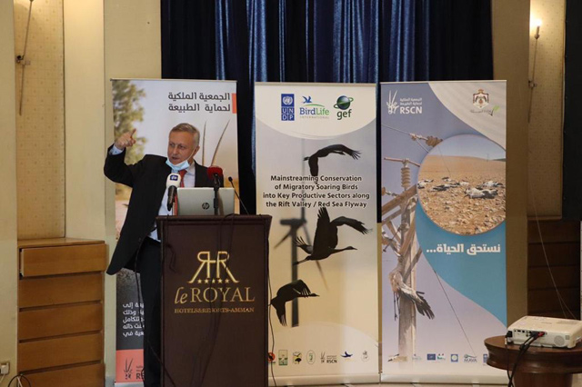Environment Minister Nabil Masarweh speaks during a dialogue session on environmental policies in the power sector on Sunday (Photo courtesy of the RSCN)