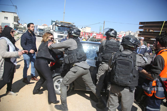 Confrontations between Israeli forces and Palestinians during a protest, organised by Palestine Committee Against the Wall and Settlements, which has connection with Palestine Liberation Organisation, against Munzir Amira's detention at Ofer prison located in west of Ramallah, the West Bank, on Wednesday (Anadolu Agency photo)