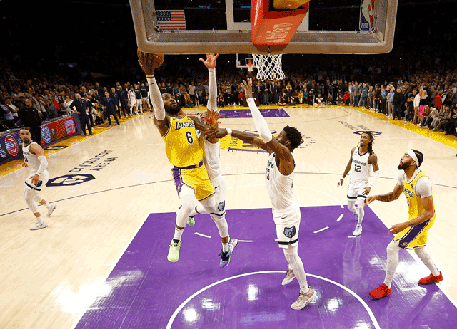 LeBron James #6 of the Los Angeles Lakers makes a shot against the Memphis Grizzlies in the fourth quarter of Game Four of the Western Conference First Round Play-offs at Crypto.com Arena on Monday in Los Angeles, California (AFP photo)