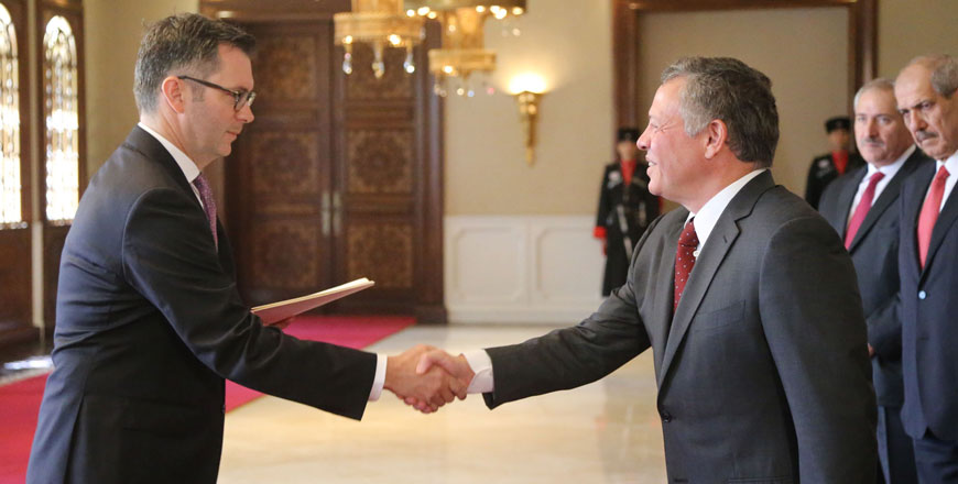 His Majesty King Abdullah receives the credentials of Canada's newly appointed ambassador to Jordan, Peter MacDougall, at Basman Palace on Sunday (Photo courtesy of Royal Court)