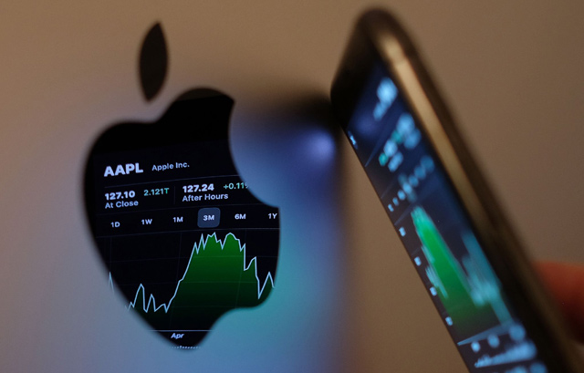 Blockbuster earnings failed to help Apple shares (AFP photo)