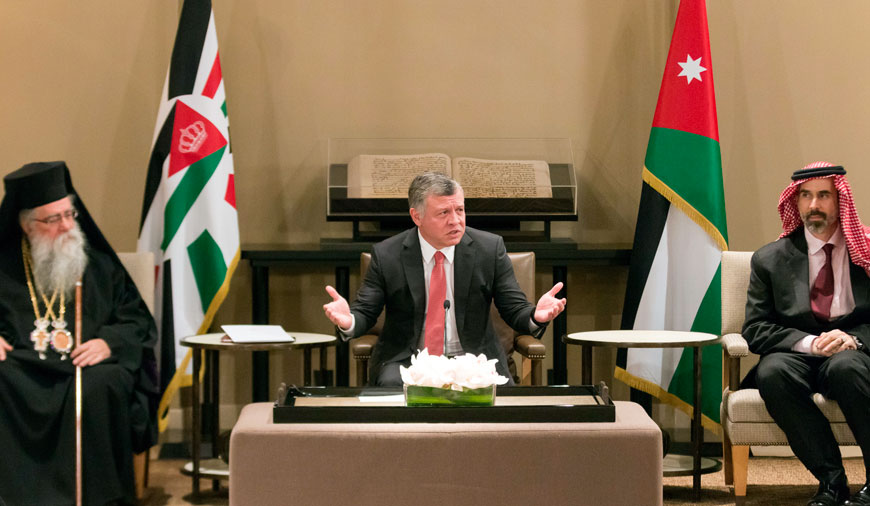  His Majesty King Abdullah speaks to Christian leaders during a meeting on Wednesday (Photo courtesy of Royal Court)
