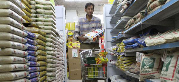 Jordan's consumption of rice of all categories is around 150,000 tonnes annually, with the remaining quantities serving as stocks for importers and rice traders, according to the representative of the food sector at the Jordan Chamber of Commerce (File photo)