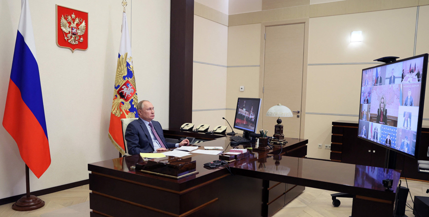 Russian President Vladimir Putin chairs a meeting with members of the government via a video link at the Novo-Ogaryovo state residence outside Moscow on Tuesday (AFP photo)