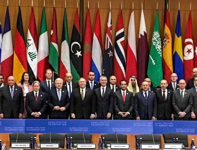  Foreign Minister Ayman Safadi poses for a group photo during a meeting with the Small Group on Syria, hosted by US Secretary of State Mike Pompeo on Thursday (Photo courtesy of Foreign Ministry)