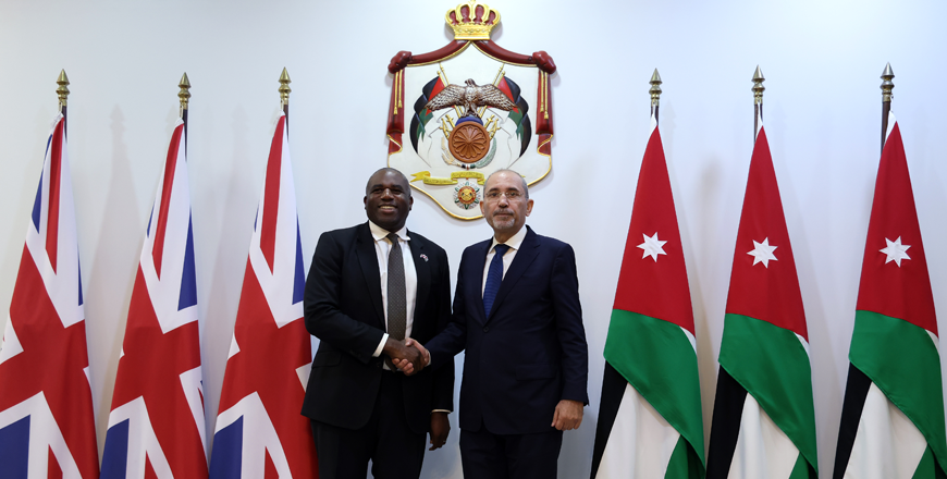 Deputy Prime Minister and Foreign Minister Ayman Safadi holds talks on Wednesday with UK Foreign Secretary David Lammy that focused on bilateral relations and latest regional developments (Petra photo)