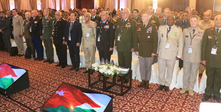 Chairman of the Joint Chiefs of Staff Maj. Gen. Yousef Huneiti and other world defence industry representatives attend the Middle East Special Operations Commanders Conference in Aqaba on Monday (Petra photo)