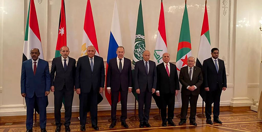 Foreign Minister Ayman Safadi, Russian Foreign Minister Sergey Lavrov and members of the Arab delegation pose for a group photo on the sidelines of the meeting held by the Arab Ministerial Contact Group in Moscow on Monday (Photo courtesy of Foreign Ministry)