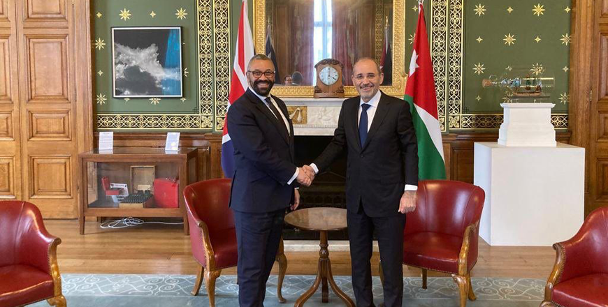 Deputy Prime Minister and Foreign Minister Ayman Safadi meets with UK Foreign Secretary James Cleverly in London on Wednesday (Photo courtesy of Foreign Ministry)