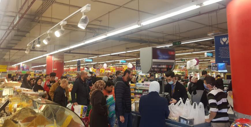 Hundreds of Jordanians rushed to shops and major supermarkets to buy food and other commodities in anticipation of a long lockdown, shortly after the government’s announcement of new measures against the spread of COVID-19 in mid-March (JT file photo)