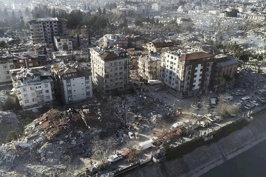 This aerial view shows a collapsed building during ongoing rescue searches in Hatay, south-eastern Turkey, on Thursday (AFP photo)