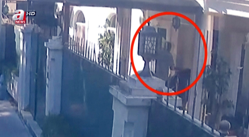 A still image taken from CCTV video and obtained by A Haber, made available on Monday, claims to show a man that carries suitcases purportedly containing the remains of Saudi journalist Jamal Khashoggi into the residence of Saudi Arabia's consul general in Istanbul, Turkey (Reuters photo)