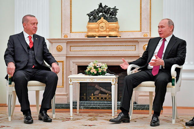 Russian President Vladimir Putin meets with his Turkish counterpart Recep Tayyip Erdogan at the Kremlin in Moscow on Wednesday (AFP photo)