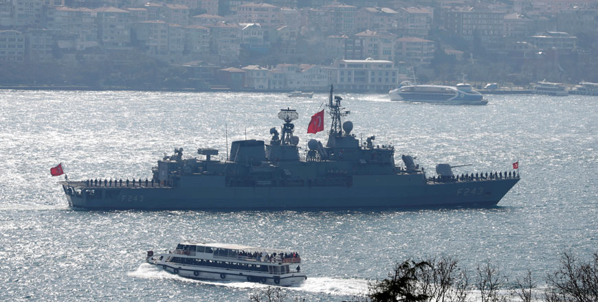 Turkish navy frigate TCG Yildirim (F-243), returning from the Blue Homeland naval exercise, sails in the Bosphorus in Istanbul, Turkey, on Saturday (Reuters photo)