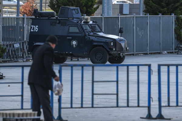 An armoured Turkish police vehicle stands outside the courthouse in Istanbul on Thursday, during the trial of Metin Topuz, an US consulate staffer accused of spying and attempting to overthrow the government (AFP photo)