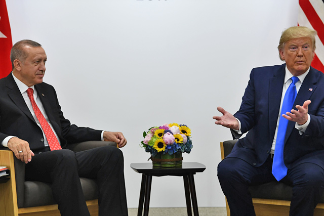  In this file photo taken on June 29 US President Donald Trump (right) and Turkish President Recep Tayyip Erdogan hold a bilateral meeting on the sidelines of the G-20 Summit in Osaka  (AFP photo)