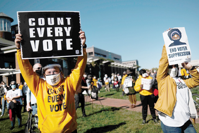 People participate in a protest in support of counting all votes as the election in Pennsylvania is still unresolved on Wednesday in Philadelphia, Pennsylvania (AFP photo)