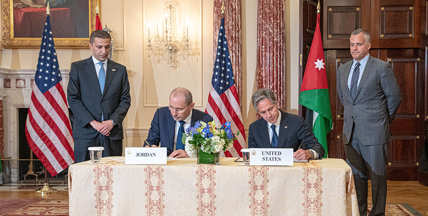 Deputy Prime Minister and Foreign Minister Ayman Safadi and US Secretary of State Antony Blinken sign the US-Jordan Memorandum of Understanding on Strategic Partnership in Washington, DC, on Friday (Photo courtesy of US embassy Facebook page)