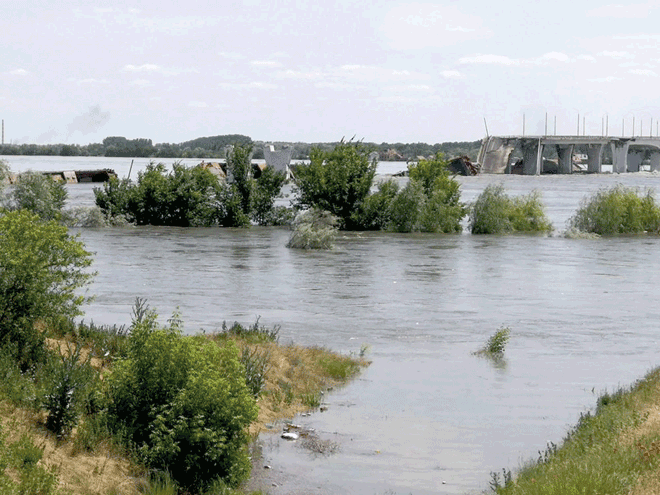 This general view shows a partially flooded area of Kherson on Tuesday, following damages sustained at Kakhovka hydroelectric dam (AFP photo)