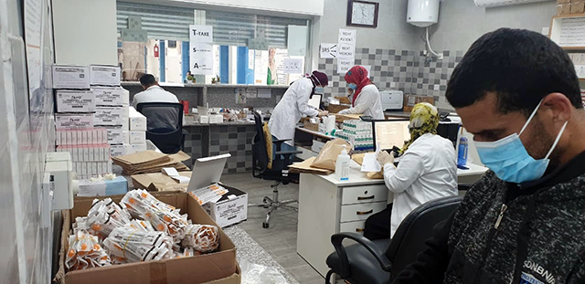  Medical staff at UNRWA have begun delivering medication to Palestine refugees, with the homes of 11,394 patients receiving medicine for non-communicable diseases in the past six days, according to the agency (Photo courtesy of UNRWA)