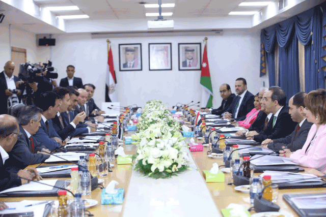 Lower House Speaker Ahmad Safadi meets with his Egyptian counterpart Hanafi Gabali on Sunday  (Petra photo)