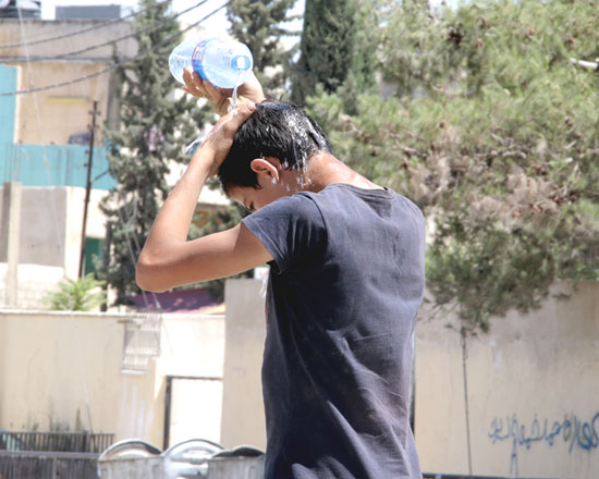The heatwave that began impacting the Kingdom on Sunday is forecast to continue until Thursday, according to the Jordan Meteorological Department (Photo by Osama Aqarbeh)