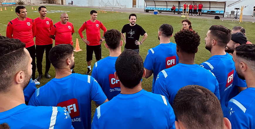 Crown Prince attends national football team training session (Petra photo)