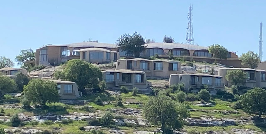 The Royal Society for the Conservation of Nature (RSCN) partners with EcoHotels to manage and operate the Yarmouk Lodge, located within the Yarmouk Forest Reserve (Photo courtesy of  Yarmouk Forest Reserve)