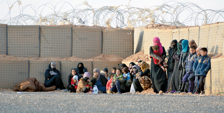 Syrian refugees are seen off the Jordanian border at the Rukban refugee camp (JT file photo)