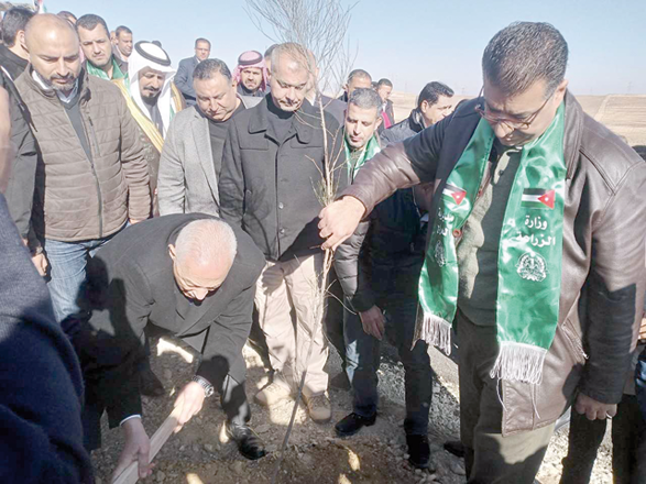 Royal Court Chief Yousef Issawi presides over the official celebration of Arbour Day, which took place in the Silver Jubilee Forest in the Qatraneh District of Karak Governorate on Monday  (Petra photo)