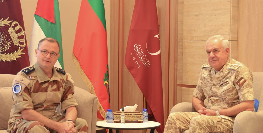 Chairman of the Joint Chiefs of Staff Maj. Gen. Yousef Huneiti on Monday met with Commander of the French Naval Forces in the Indian Ocean Vice Admiral Emmanuel Slaars over aspects of military cooperation (Petra photo)