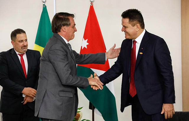 Brazilian President Jair Bolsonaro (left) and Jordan's new ambassador to Brazil Maen Masadeh (right) at the Planalto Palace in Brasília, Brazil on Friday (Petra photo)
