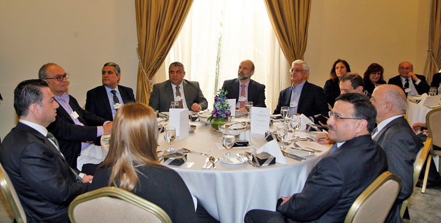 Prime Minister Omar Razzaz attends a meeting on the future of Jordanian-Iraqi cooperation held on the sidelines of the World Economic Forum at the Dead Sea, on Saturday (Petra photo)