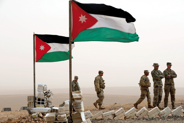 Jordanian and US soldiers take part in Eager Lion exercises at one of the Jordanian military bases in Azraq, east of Amman, on Thursday (Reuters photo by Muhammad Hamed)