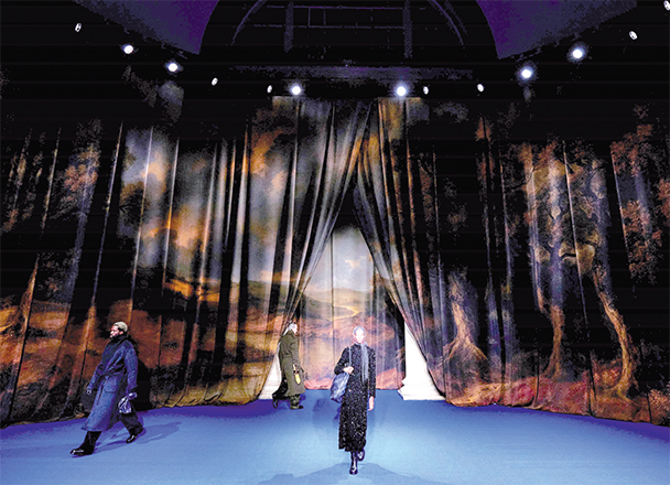 A model presents a creation from Burberry ‘s Womenswear Fall-Winter 2025-2026 fashion show collection, during London Fashion Week, in London, on Monday (AFP photo)